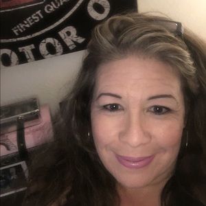 Meet your Posher, Tina